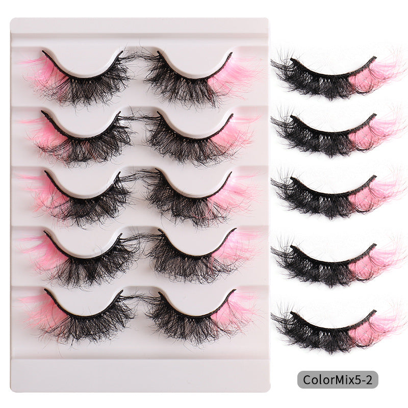 Faux cils bouclés tendance aux couleurs éclatantes