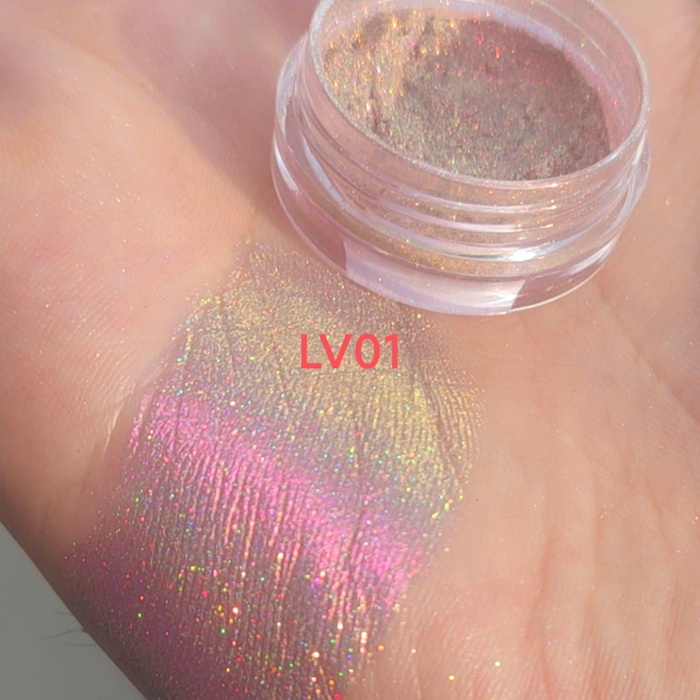 Poudre illuminatrice nacrée effet arc-en-ciel holographique