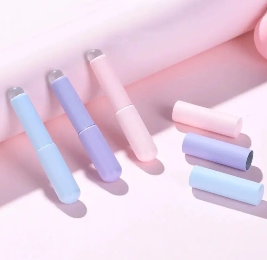 Pinceau à lèvres en silicone avec capuchon – applicateur réutilisable pour rouge à lèvres, baume et gloss