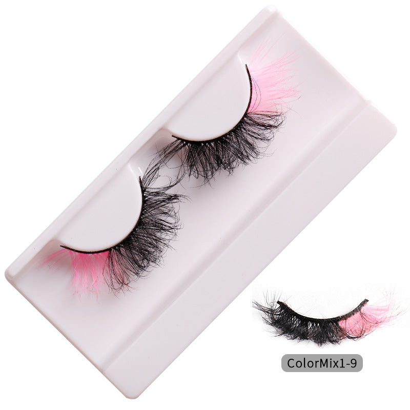 Faux cils bouclés tendance aux couleurs éclatantes